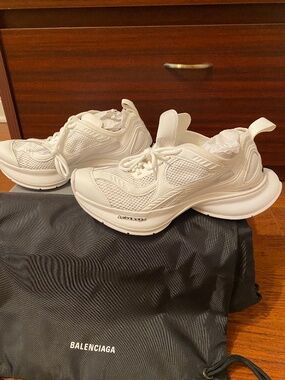 NWT Balenciaga Circuit Clear Sneaker 2025/ White Size 39